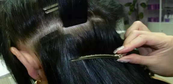 Är hårförlängning skadlig? 13 Foto Vad är skadan för misslyckad uppbyggnad? Finns det en hårförmån? 5521_4