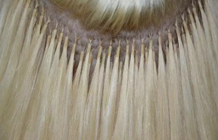 Biztonságos hajhosszabbítás: Mi a leginkább ártalmatlan út? Mi a jobb választás a vékony hajon? A biológiai jellemzők 5527_25