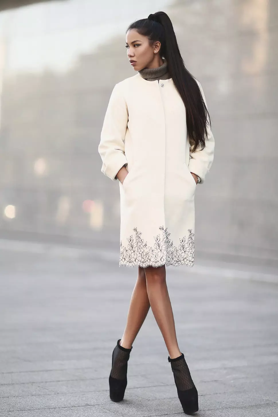 Белые платья зима. Белое зимнее платье. Белое пальто. Платье пальто. Красивые пальто для девушек.