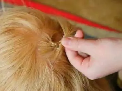 Coiffures pour gymnastique (29 photos): Comment faire une belle gymnastes de coiffure à effectuer? 5601_15