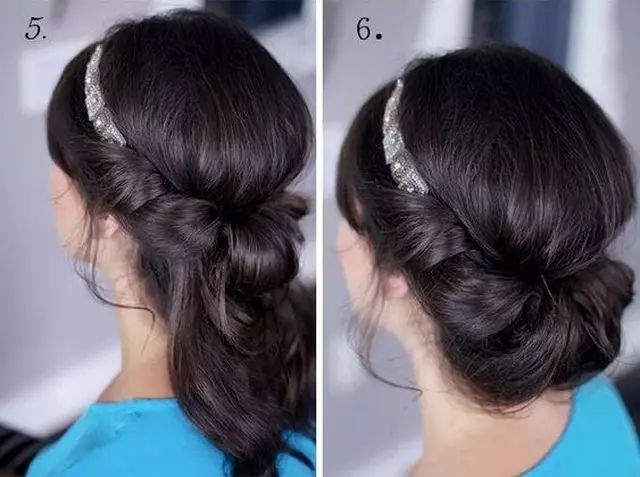 Грчка фризура за дугу косу (45 фотографија): Како направити лепе фризуре у грчком стилу са својим рукама? Вечерње лежање са ваљком корак по корак 5623_30