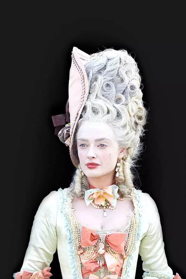 Frisyrer från 1700-talet (49 foton): Hur man gör en kvinnlig frisyr i stil med Rococo gör det själv? Historia av engelska frisyrer från 1700-talet och styling i Ryssland 5651_34