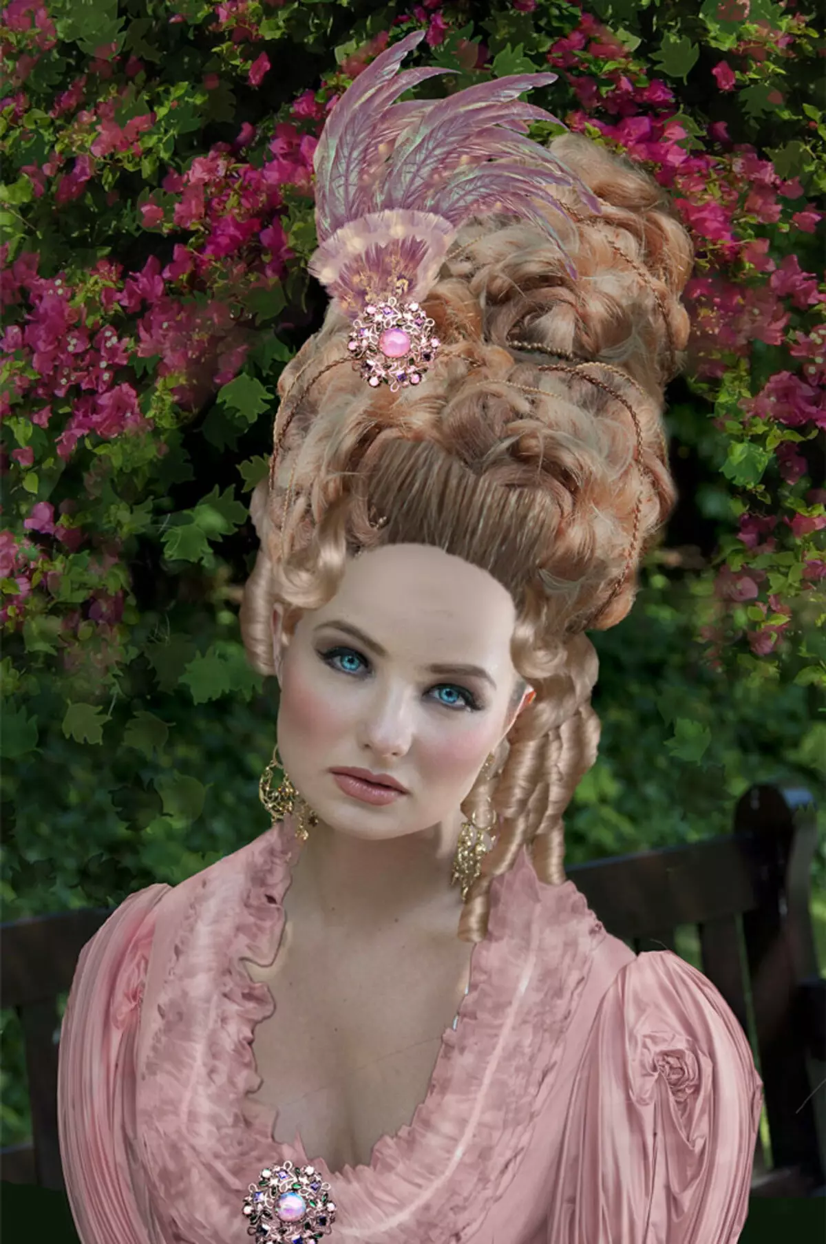 Haarstyle van die 18de eeu (49 foto's): Hoe om 'n vroulike haarstyl maak in die styl van Rococo jouself doen dit? Geskiedenis van Engels haarstyle van die 18de eeu en stilering in Rusland 5651_7