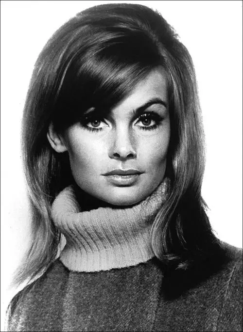 70'lerin (37 fotoğraf) kadınların saç stilleri: SSCB'deki saç modelleri ve saç kesimi için moda. Kısa saçta istifleme nasıl yapılır? 5654_37