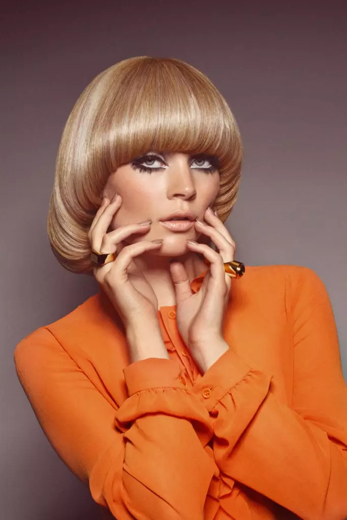 مدل موهای زنانه 70s (37 عکس): مد برای مدل مو و موهای کوتاه در اتحاد جماهیر شوروی. چگونه می توان انباشته در موهای کوتاه؟ 5654_4