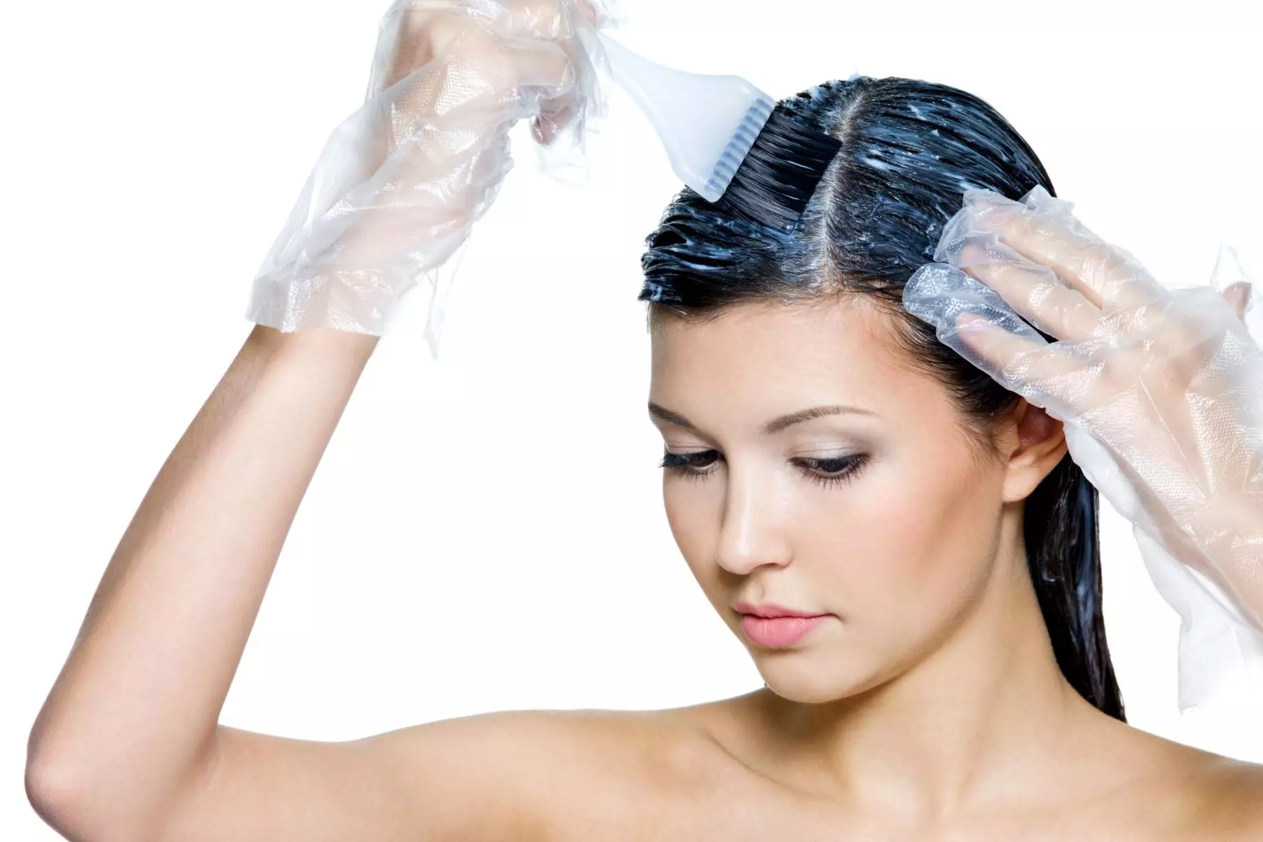 Kiểu tóc trên tóc với hóa học (45 ảnh): Cắt tóc của phụ nữ cho tóc vừa và ngắn với một ống hóa học. Những gì cài đặt có thể được thực hiện? 5710_27
