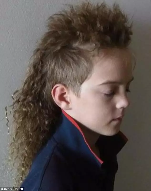 Hairstyles for ბიჭები 7-9 წლის (34 ფოტო): ციცაბო და მოდური ბავშვთა haircuts, ელეგანტური მოგრძო hairstyles და სხვა პარამეტრები 5752_29