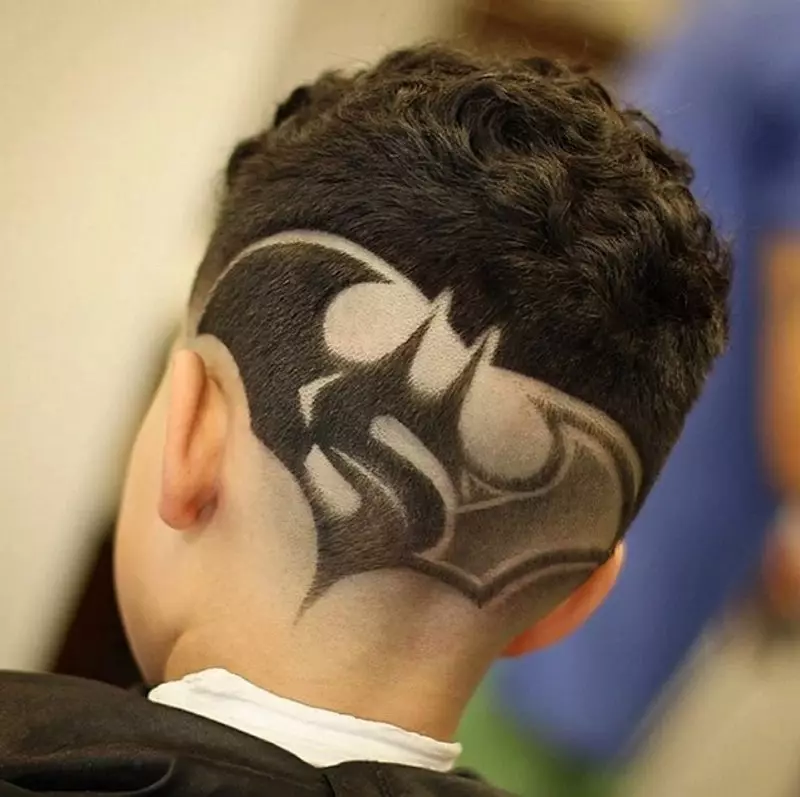 لڑکوں کے لئے Hairstyles 11 سال کی عمر (54 فوٹو): بچوں کے لئے فیشن اور کھڑی Haircuts، مختصر بال کے ساتھ لڑکوں کے لئے بچوں کے ماڈل hairstyles کا انتخاب 5756_25