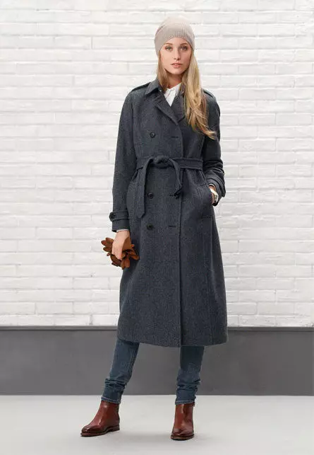 Хатын-кыз классик пальто (75 фото): Киенү, мода 2021, инглиз, инглизчә, инглизчә, тезгә, озын киенгән. 575_29