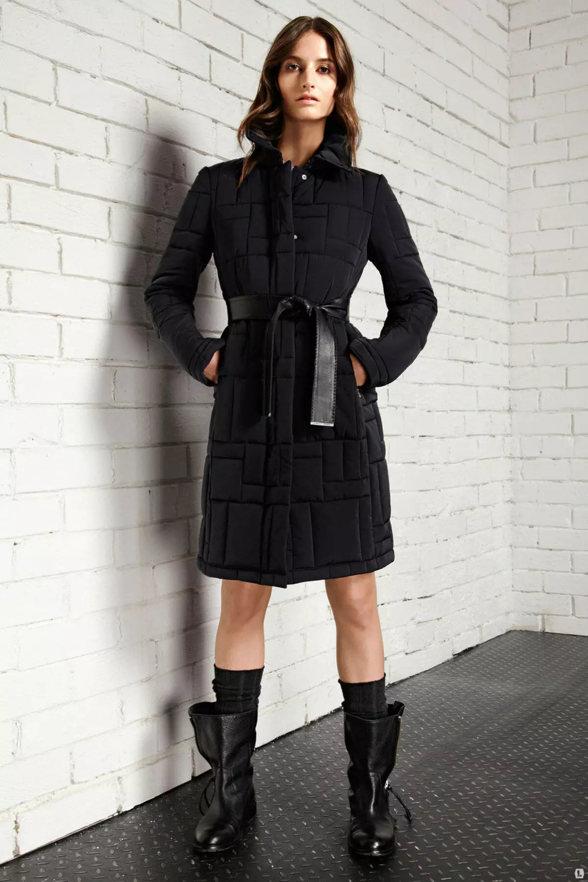 Abrigo clásico femenino (75 fotos): lo que lleva, de moda 2021, inglés, encapuchado, con un cuello inglés, hasta la rodilla, largo 575_63