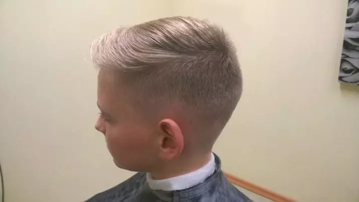 Frizure za dječake 10-14 godina (70 fotografija): Modesne frizure za adolescente 12 godina. Kako odabrati cool i lijepe frizure za dječake za 13 godina? Primjeri modela i hladnih frizura 5766_39