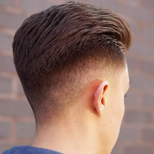 Hairstyles voor jongens 10-14 jaar oud (70 foto's): Modieuze kapsels voor adolescenten 12 jaar. Hoe kies je coole en mooie kapsels voor jongens voor 13 jaar? Voorbeelden van model en coole kapsels 5766_4