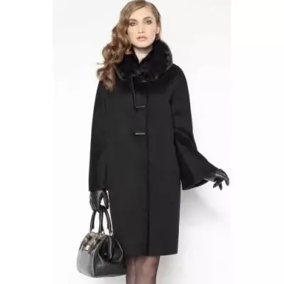 Italian coat (113 Photos): Female coat mula sa Italya, Down Coats, Trendy 2021, mula sa Italian Fabrics, Brands 576_73
