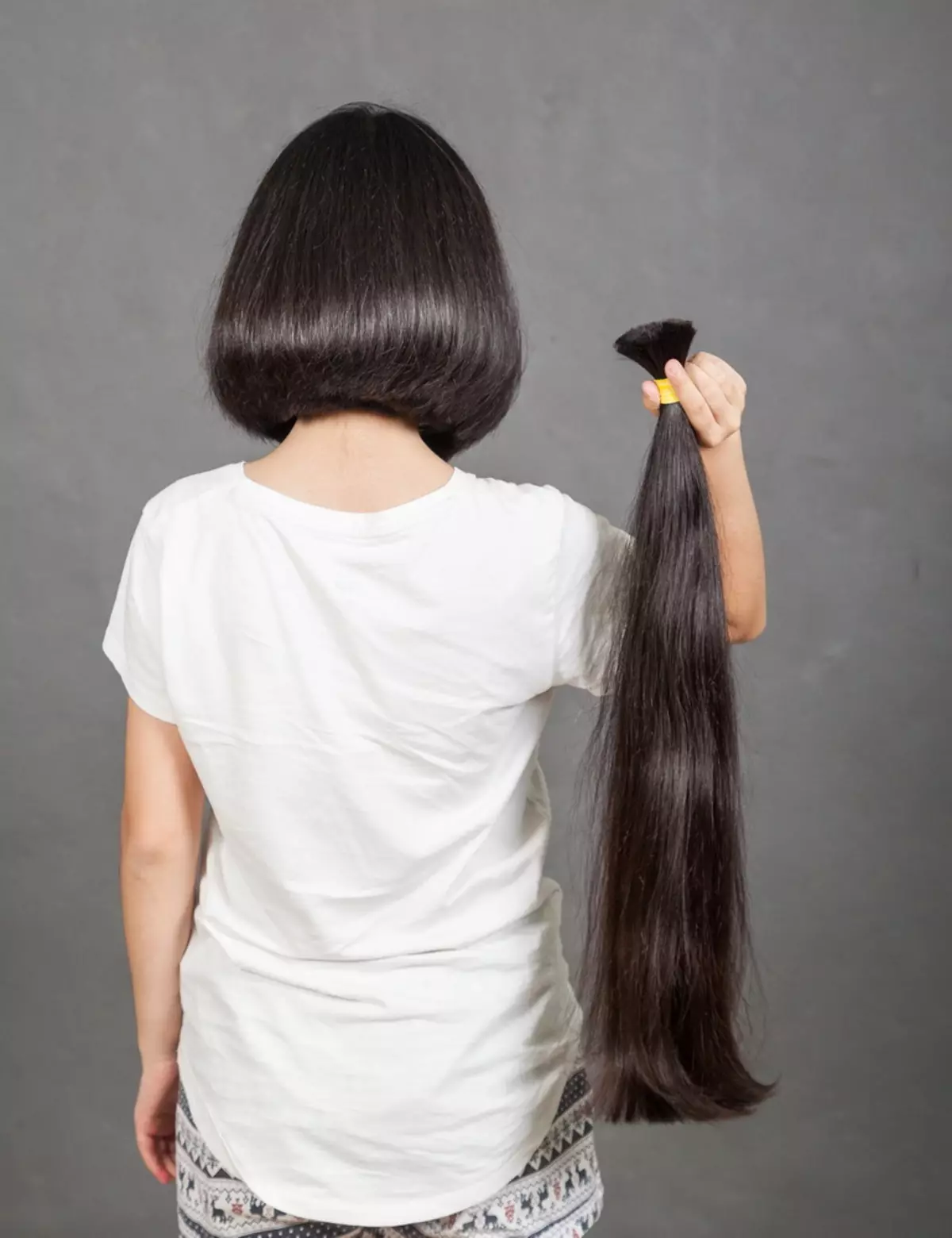 Kam na to, aby ste mohli robiť vlasy po natrhnutí doma? Je možné vyhodiť drvené vlasy? 5786_16