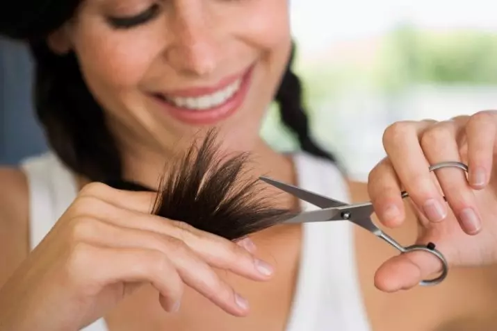 Kam na to, aby ste mohli robiť vlasy po natrhnutí doma? Je možné vyhodiť drvené vlasy? 5786_2