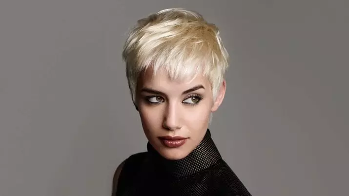 Çox qısa saç haircuts (27 şəkil): supercore qadın haircuts Features kürən və Blondes üçün ultra-cutting saçını seçin 5796_2