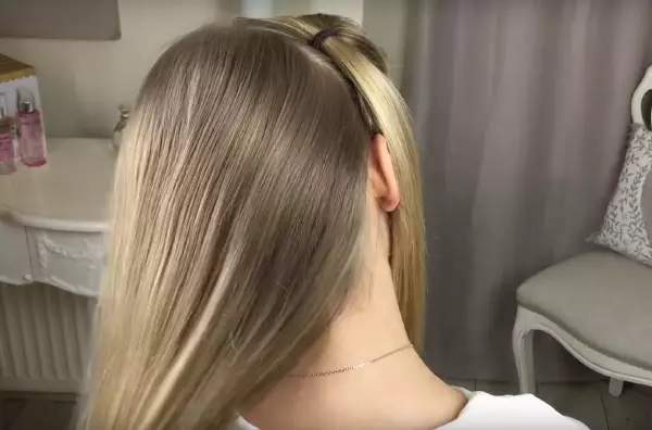 Spit ngược (89 ảnh): Làm thế nào để dệt bím tóc trong phó? Hướng dẫn từng bước về dệt bím tóc trong ra khỏi mái tóc dài và ngắn 5807_46