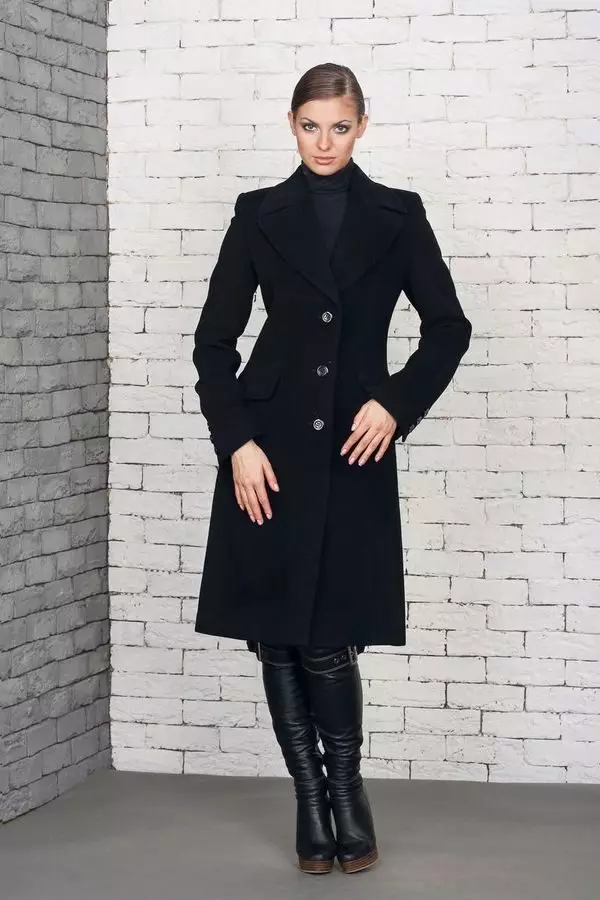 Classic Black Coat (68 foto): Apa yang harus dipakai 581_5