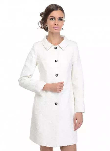 Wanita Putih Coat (183 Foto): Pendek, Dari Mango, Dari Belarus, Bagaimana Membersihkan Coat, Long, Scarf untuk Coat Putih, Berpakaian 583_120