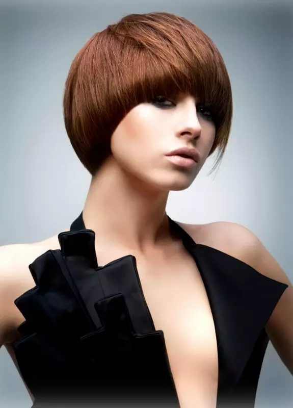 Kreativa kvinnors hårklipp: Mycket fashionabla och kreativa frisyrer med rakat tempel, kort hårklipp 5868_13