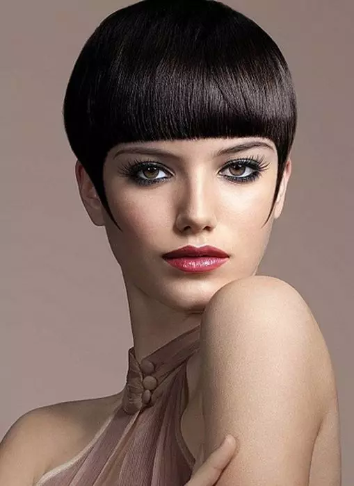 Kiểu tóc sáng tạo của phụ nữ: Kiểu tóc rất thời trang và sáng tạo với Đền cạo, Kiểu tóc ngắn 5868_21
