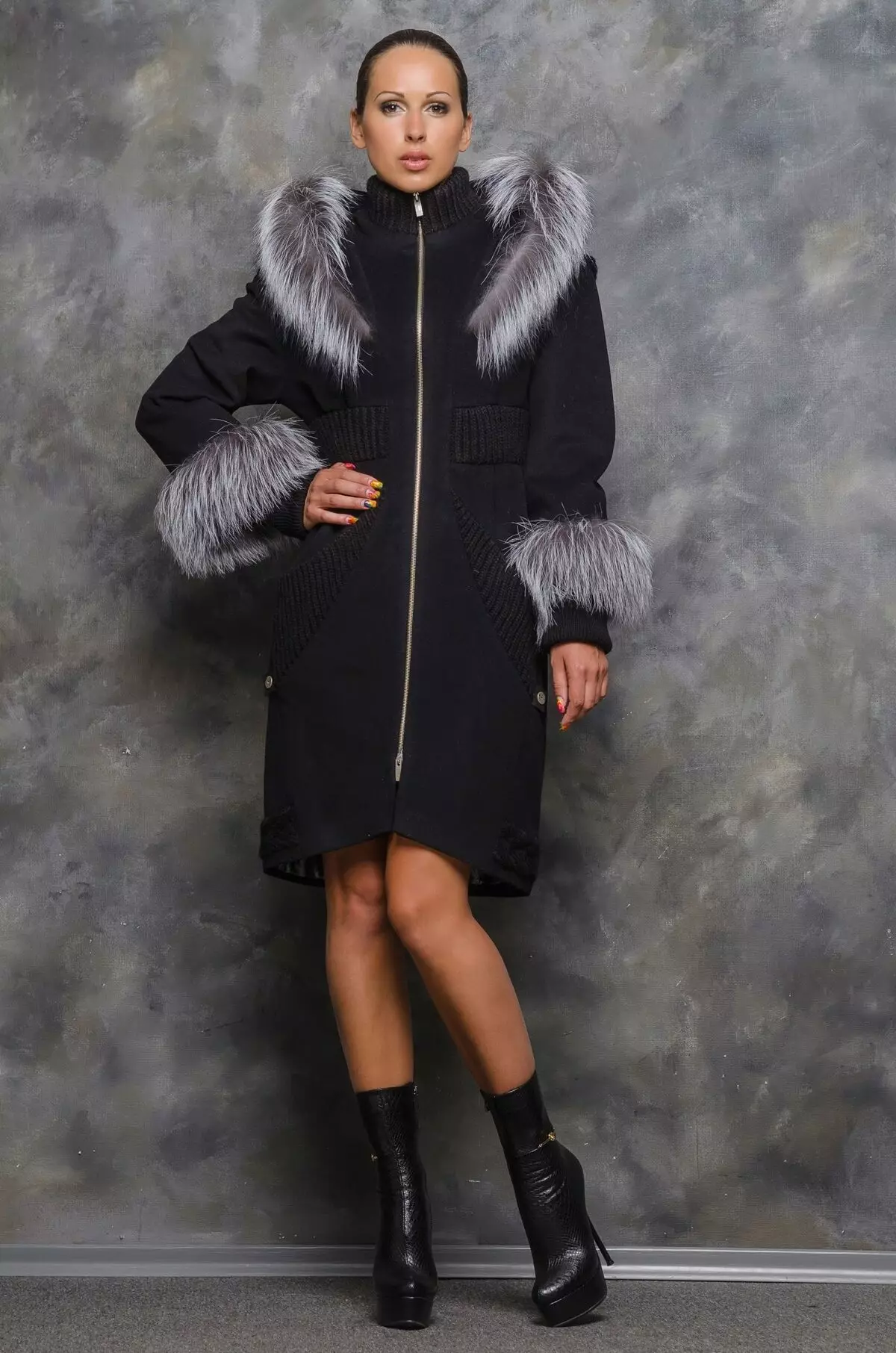 Трикотажни палто (96 снимки): Жена палто от норка върху плетена основа, с плетени ръкави, дълги, от лисици за трикотаж 589_14