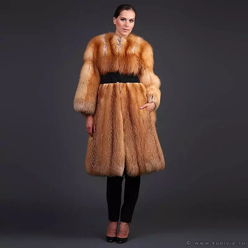 Pletený kabát (96 fotek): ženský norkový kabát na pletené bázi, s pletenými rukávy, dlouhé, z lišek na pletené oblečení 589_34