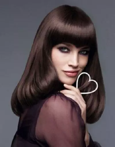 채팅 Sesson (79 장의 사진) : 모든 종류의 여성 이발사, 그들의 실행 기술, 길고 짧은 머리카락을위한 헤어 스타일 옵션 5932_44
