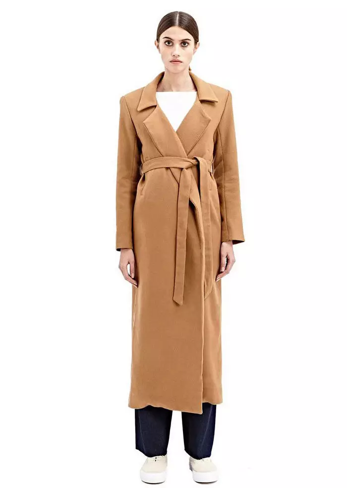 Alpaca coat (116 photos): production models ITALY, reviews, women's coat with hood, Belarusian, Germanic, from Kroyork 593_27