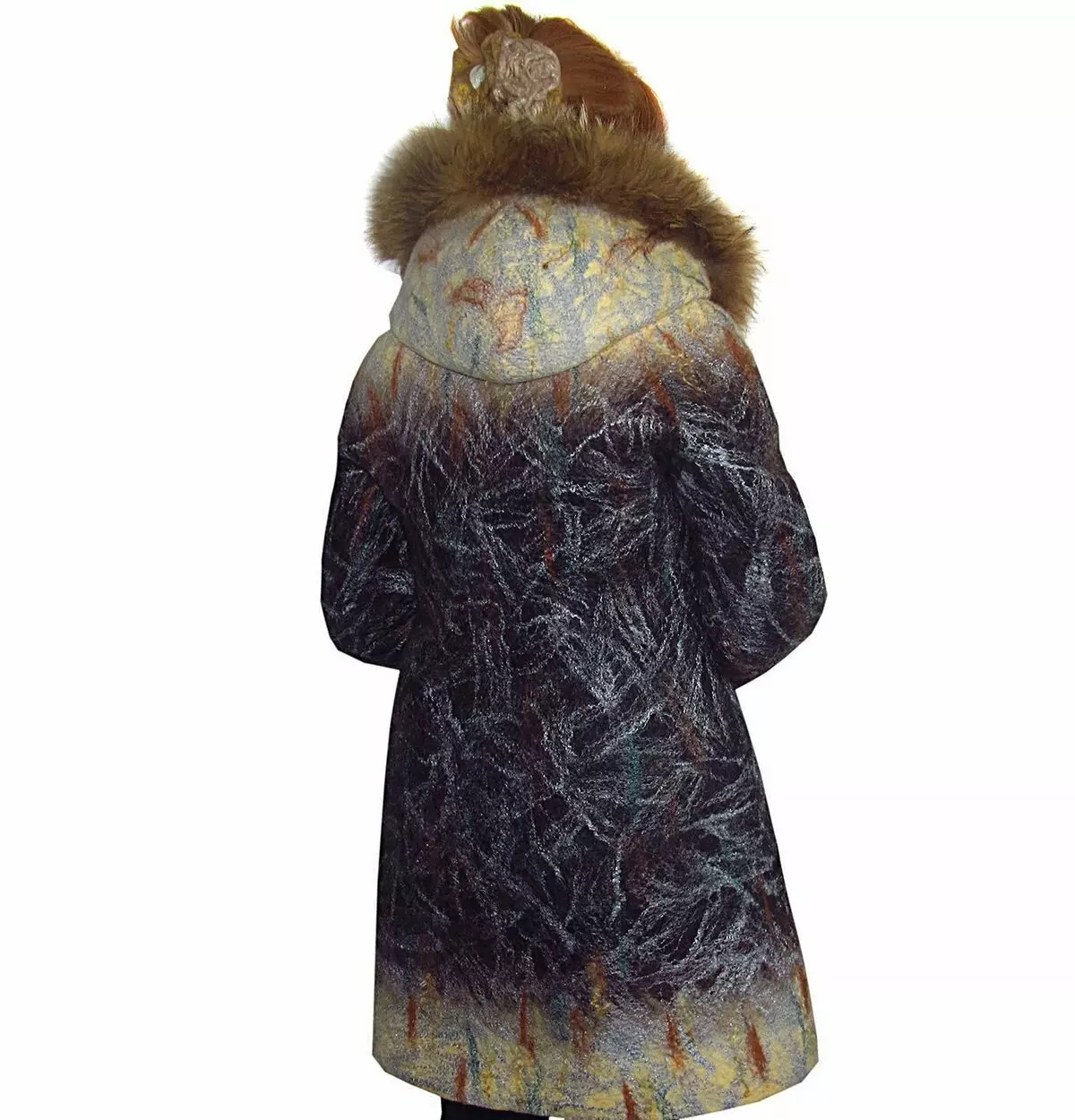 Capa de la (75 fotos): comentarios sobre a capa valb feminina, sen forro, de Italia, abrigo de moda 595_36