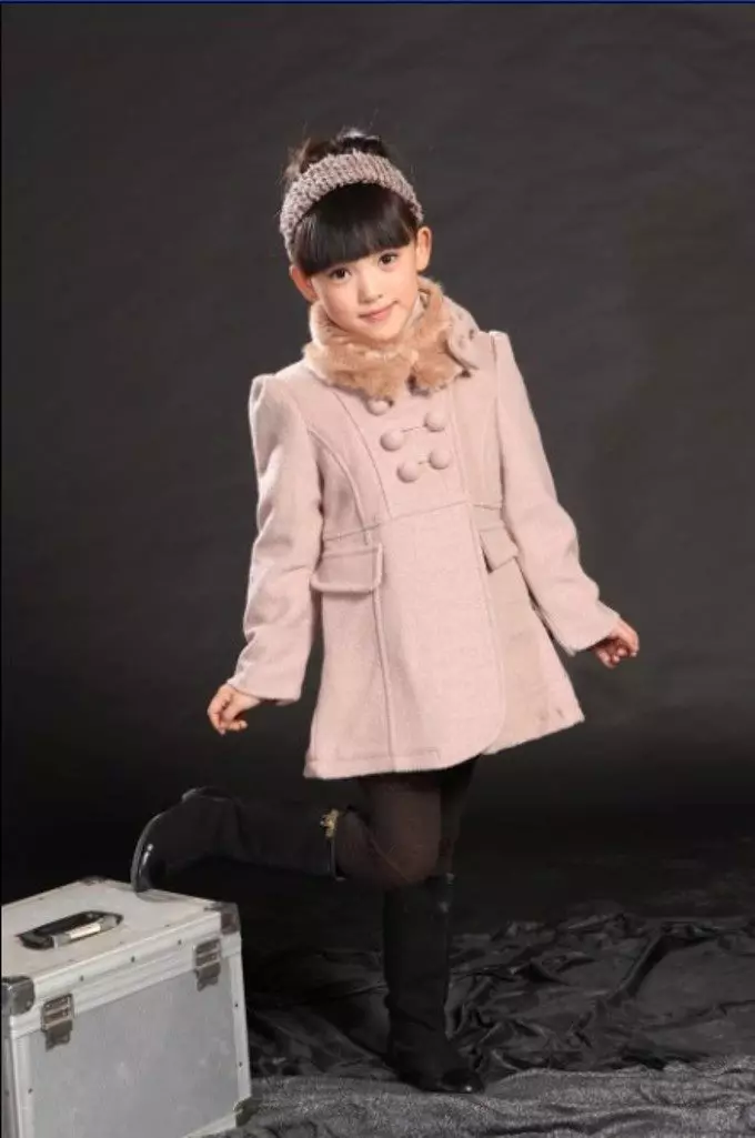 어린이 코트 (102 장의 사진) : 모직, 핀란드어, Zara, Downed, Dolce Gabbana, Shingry 훈련, 레드, 상어 코트, 시장 596_18