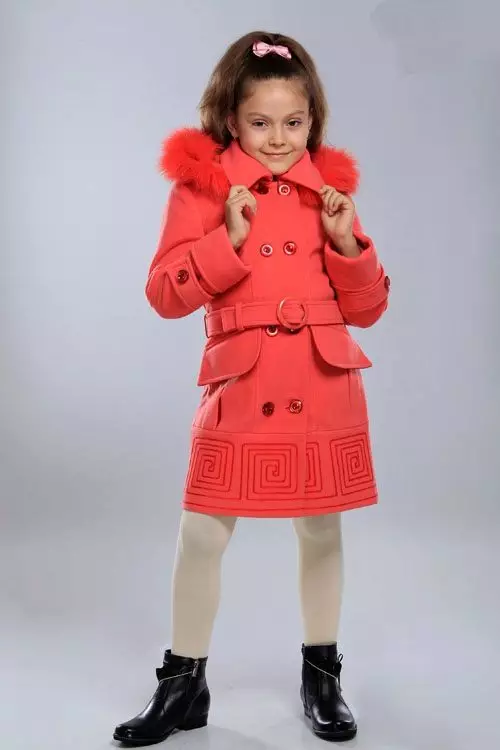 어린이 코트 (102 장의 사진) : 모직, 핀란드어, Zara, Downed, Dolce Gabbana, Shingry 훈련, 레드, 상어 코트, 시장 596_31