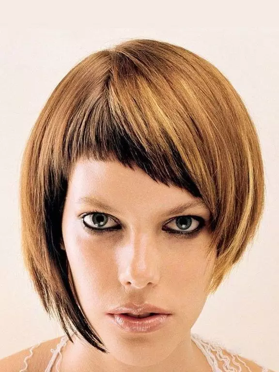 Haircut cap på middels hår (60 bilder): kvinners frisyrehett med forlengelse på bølgete, krøllete og rette hår 5970_34