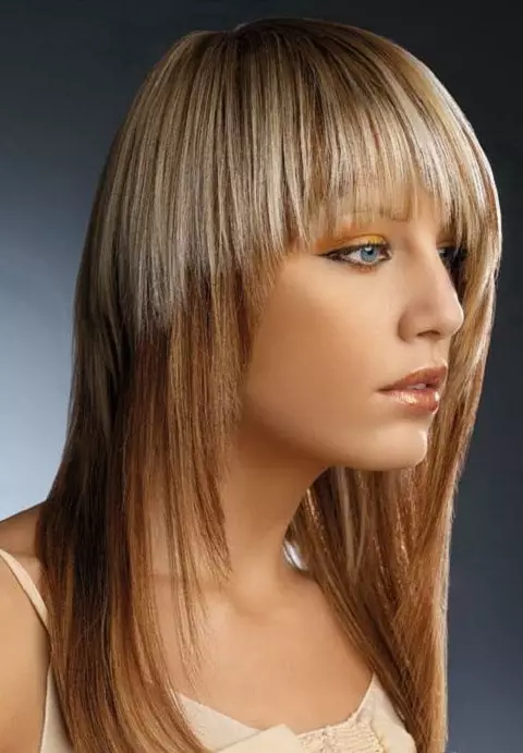 Cap de corte de pelo en el pelo medio (60 fotos): tapa de peinado para mujer con extensión en el pelo ondulado, rizado y recto 5970_35