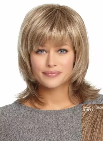 Haarschnittkappe auf mittlerem Haar (60 Fotos): Frisur der Frauen mit Verlängerung auf wellenförmig, lockiges und gerades Haar 5970_7