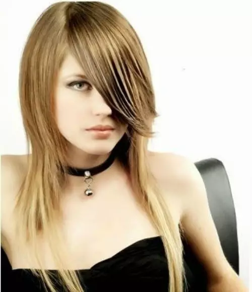 Стрижка «аврора» на довге волосся (24 фото): чи йде зачіска дівчатам з хвилястим волоссям? тонкощі укладання 5997_7