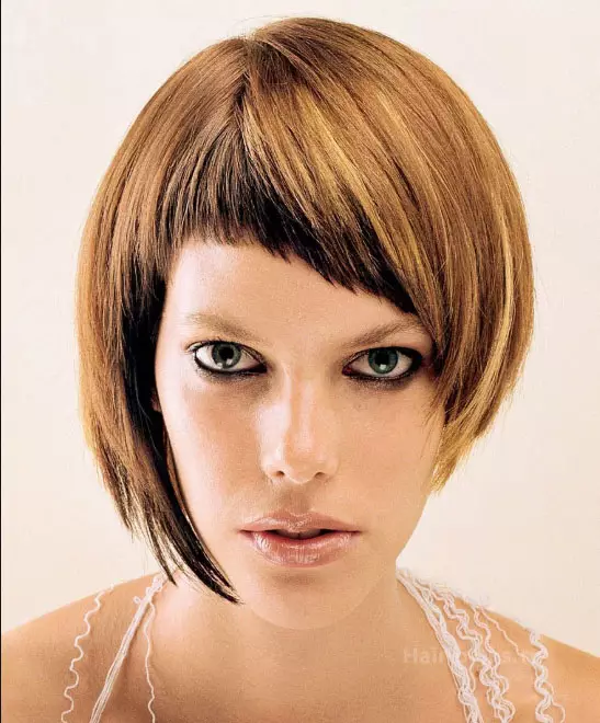 حلاقة الشعر لموجه ممدود (65 صورة): ما تصفيفة الشعر للفتيات مع الجبين العالي وشعر رقيق مناسب، أمثلة قبل وبعد 6012_47