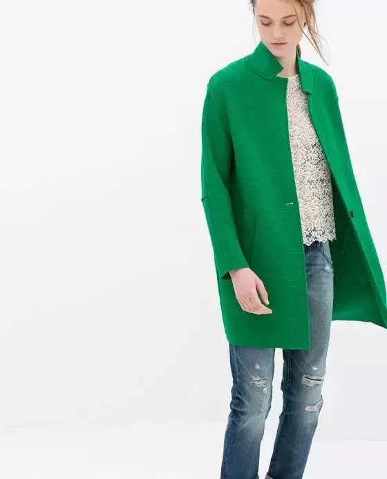 Qué llevar un abrigo verde (122 fotos): verde oscuro, qué bufanda se ajustará, bolsa, accesorios, abrigo con un collar de inglés 601_20