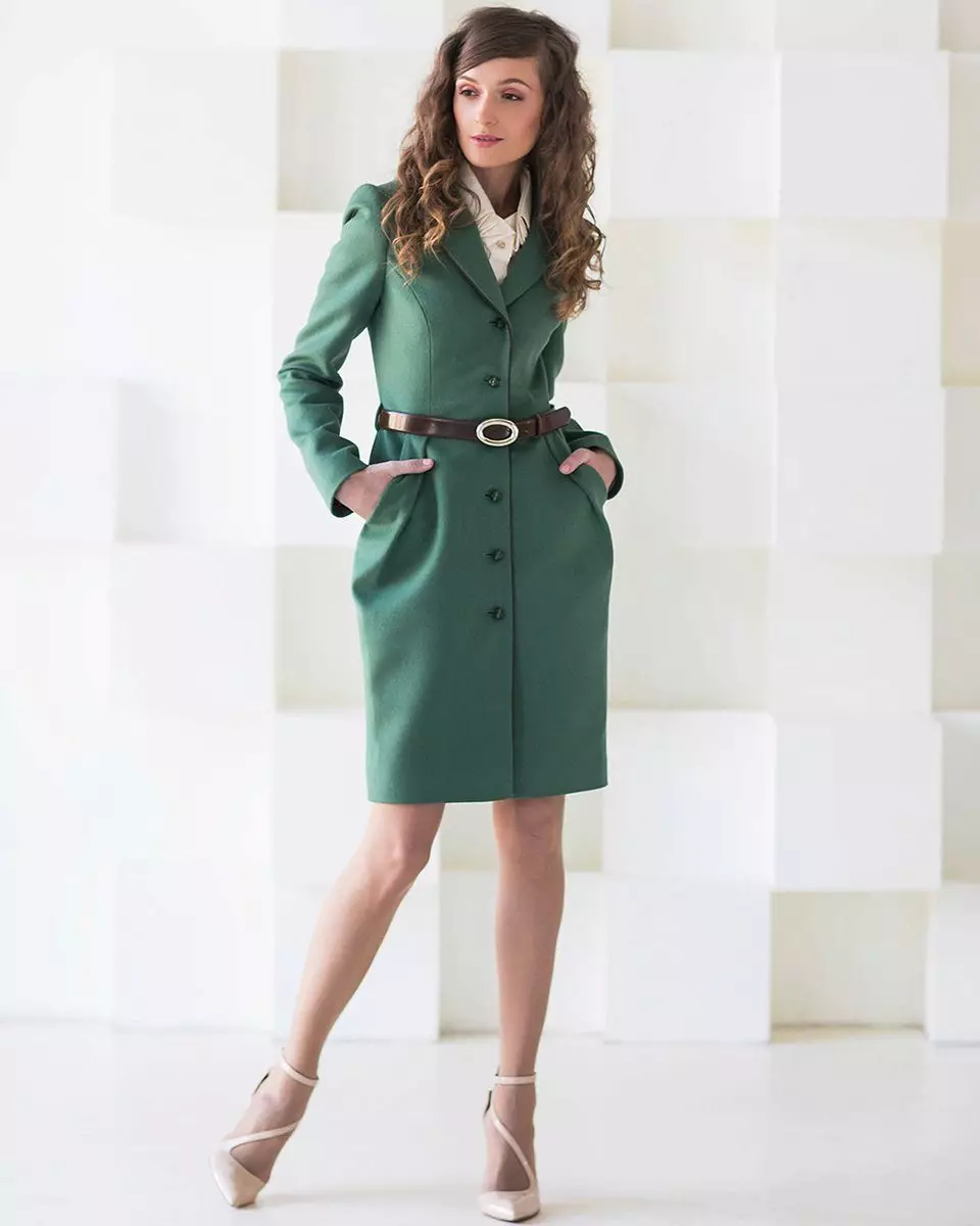 녹색 코트 (122 장의 사진)를 착용하는 것 : 진한 녹색, 어떤 스카프가 적합 할 것, 가방, 부속품, 영어 칼라가있는 코트 601_40