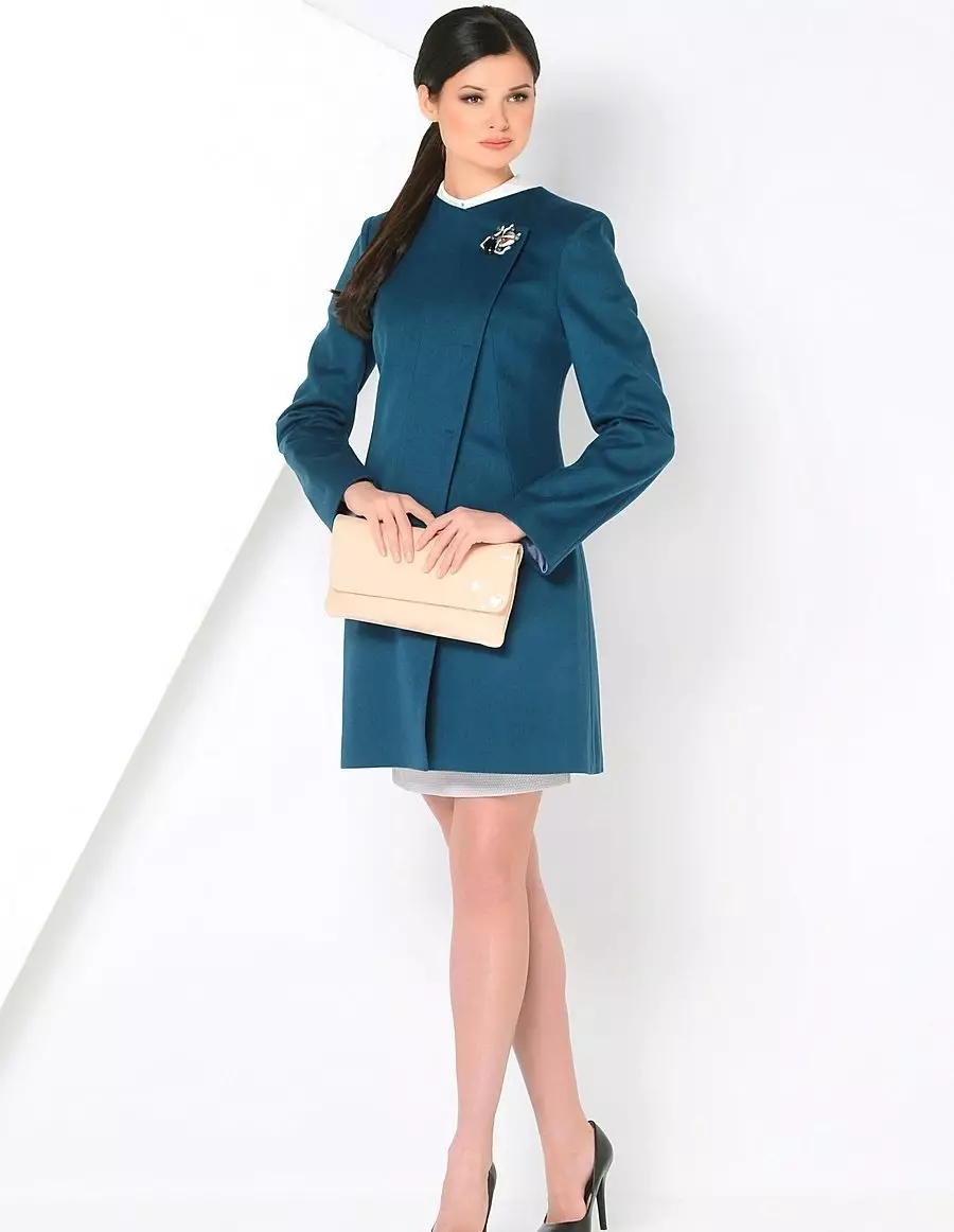 녹색 코트 (122 장의 사진)를 착용하는 것 : 진한 녹색, 어떤 스카프가 적합 할 것, 가방, 부속품, 영어 칼라가있는 코트 601_77