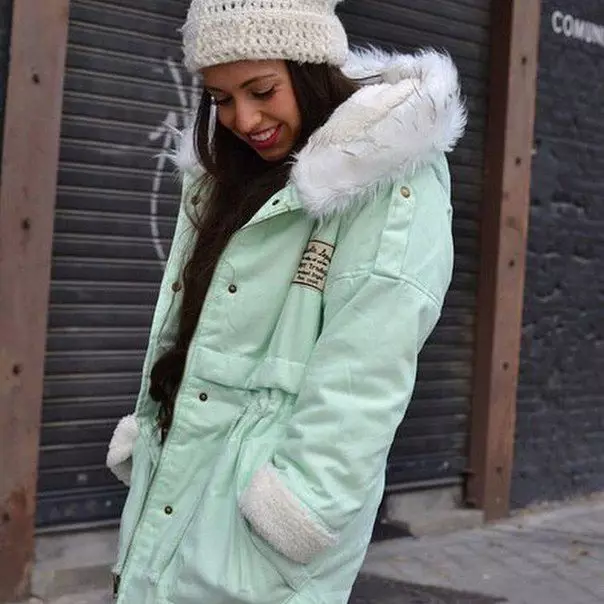 녹색 코트 (122 장의 사진)를 착용하는 것 : 진한 녹색, 어떤 스카프가 적합 할 것, 가방, 부속품, 영어 칼라가있는 코트 601_95