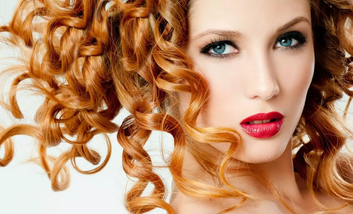Styling curly hair: how to choose the best professional styling curls and frizzy curls? 6045_13