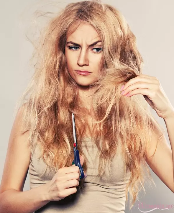 Set za zaščito las iz Estela Professional: Kako narediti zaščitni postopek poškodovan blond lasje doma? Strokovnjaki za povratne informacije 6048_21