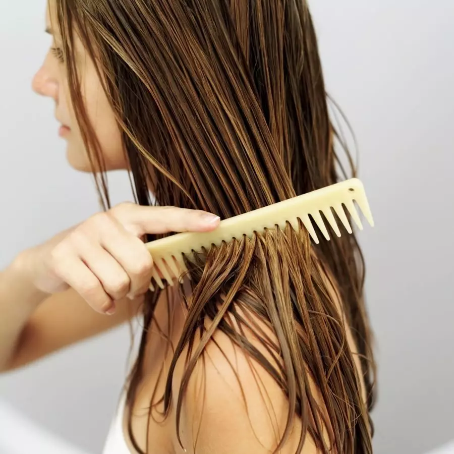 Shampoo Estel Keratin: Composição e características da aplicação do xampu de cabelo de queratina de Estel, Reviews 6065_9