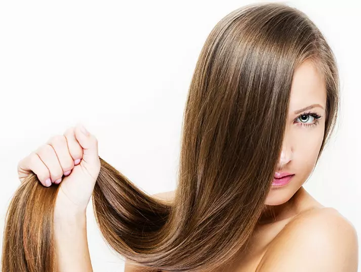 Szampon do prostowania włosów: Przegląd profesjonalnych szamponów wygładzających do wspinaczki 6069_11