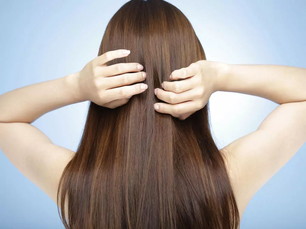 Kondisioner rambut dengan Keratin: Bagaimana cara memilih? Fitur aplikasi AC untuk meluruskan rambut, peringkat merek terbaik 6070_11