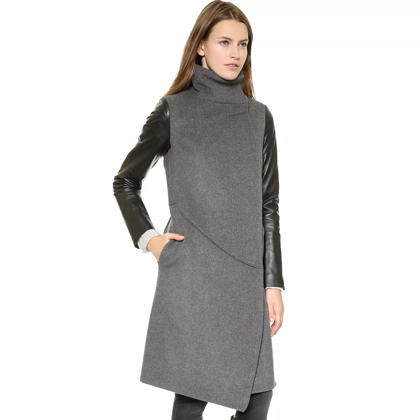 Γυναικείο παλτό Drap (112 φωτογραφίες): Μεγάλα μεγέθη, πώς να πλύνετε, με γούνα, μαύρο, κουκούλα, με αυτό που φορά ένα παλτό από το drape 610_43
