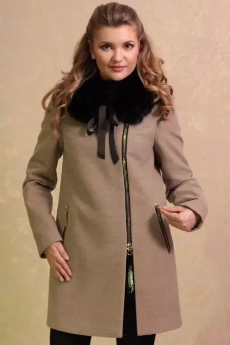 Жіноче драпове пальто (112 фото): великих розмірів, як випрати, з хутром, чорне, з капюшоном, з чим носити пальто з драпу 610_62