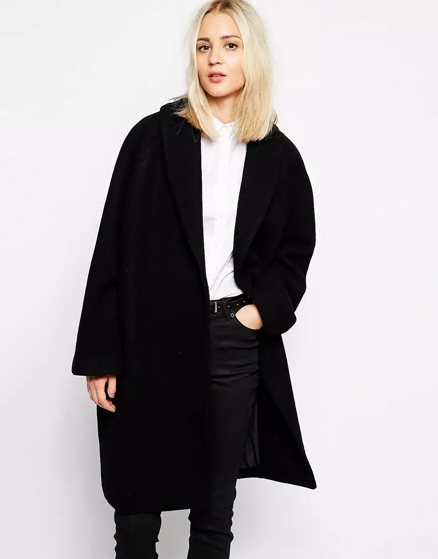 Női fekete kabát (172 fotók): hosszú, rövid, kapucnis, fekete-fehér, egyenes, bőrhüvelyek, illeszkedés, bőr 611_29