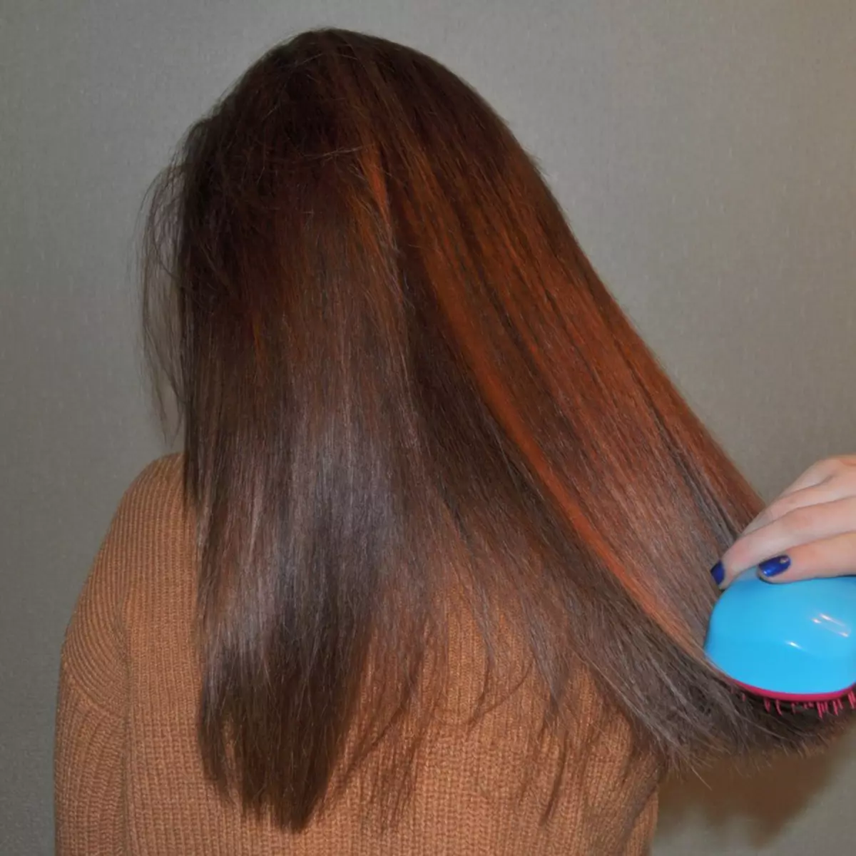 Perlindungan termal rambut dari setrika: cara terbaik untuk melindungi ketika meluruskan rambut di rumah. Ulasan 6159_17